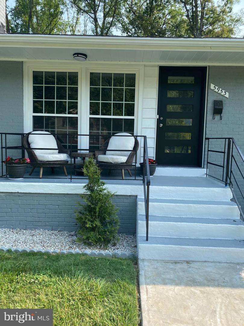 5953 LOWELL AVE, ALEXANDRIA, Virginia 22312, 4 Bedrooms Bedrooms, ,3 BathroomsBathrooms,Residential,For sale,5953 LOWELL AVE,VAAX2046596 MLS # VAAX2046596