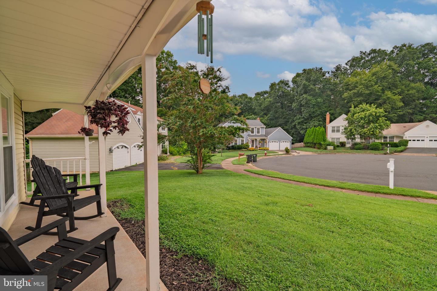 902 OLD RIVER WAY CT, STERLING, Virginia 20164, 3 Bedrooms Bedrooms, ,2 BathroomsBathrooms,Residential,For sale,902 OLD RIVER WAY CT,VALO2100216 MLS # VALO2100216