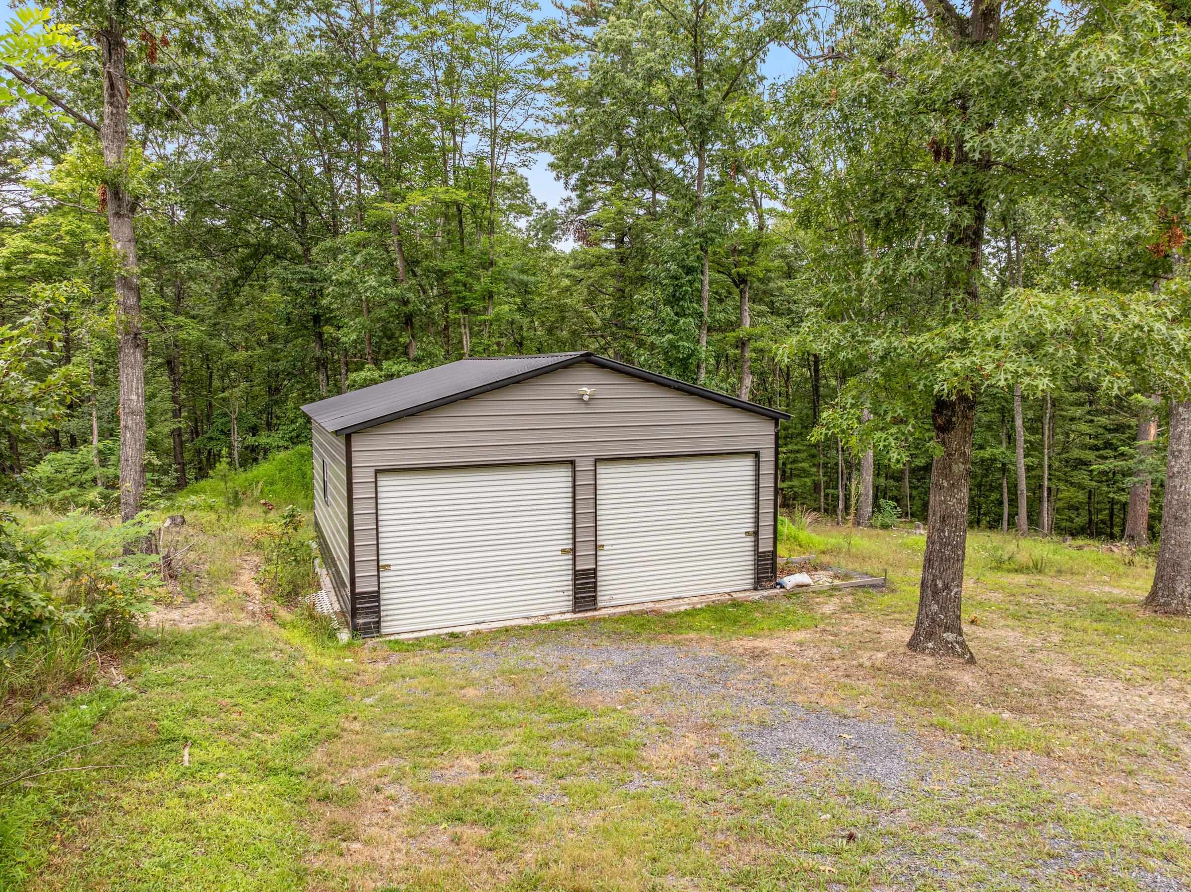 1135 HEPNER RD, MOUNT JACKSON, Virginia 22842, 5 Bedrooms Bedrooms, ,2 BathroomsBathrooms,Residential,1135 HEPNER RD,668105 MLS # 668105
