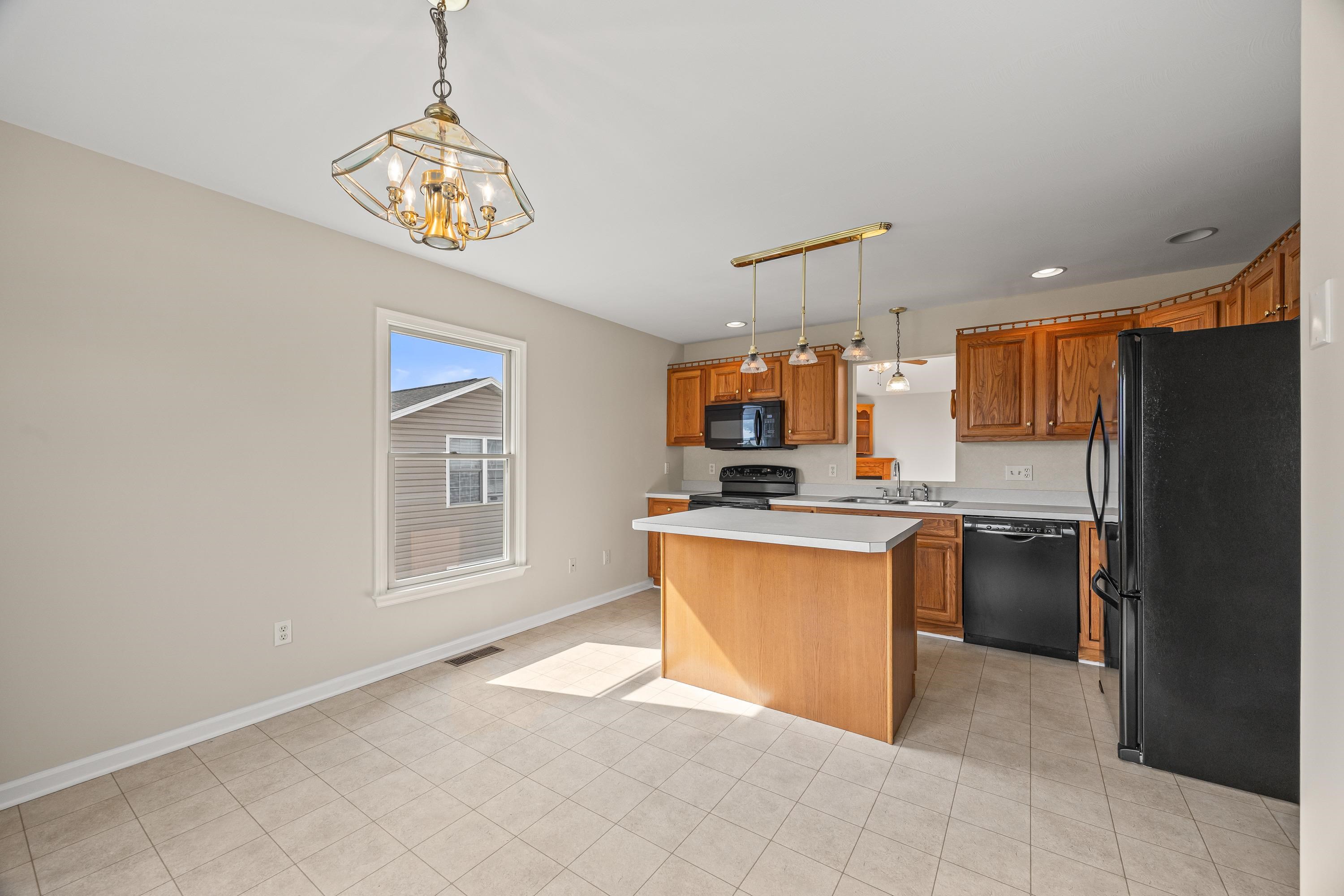 412 DIANA CT, ROCKINGHAM, Virginia 22801, 2 Bedrooms Bedrooms, ,2 BathroomsBathrooms,Residential,412 DIANA CT,668106 MLS # 668106