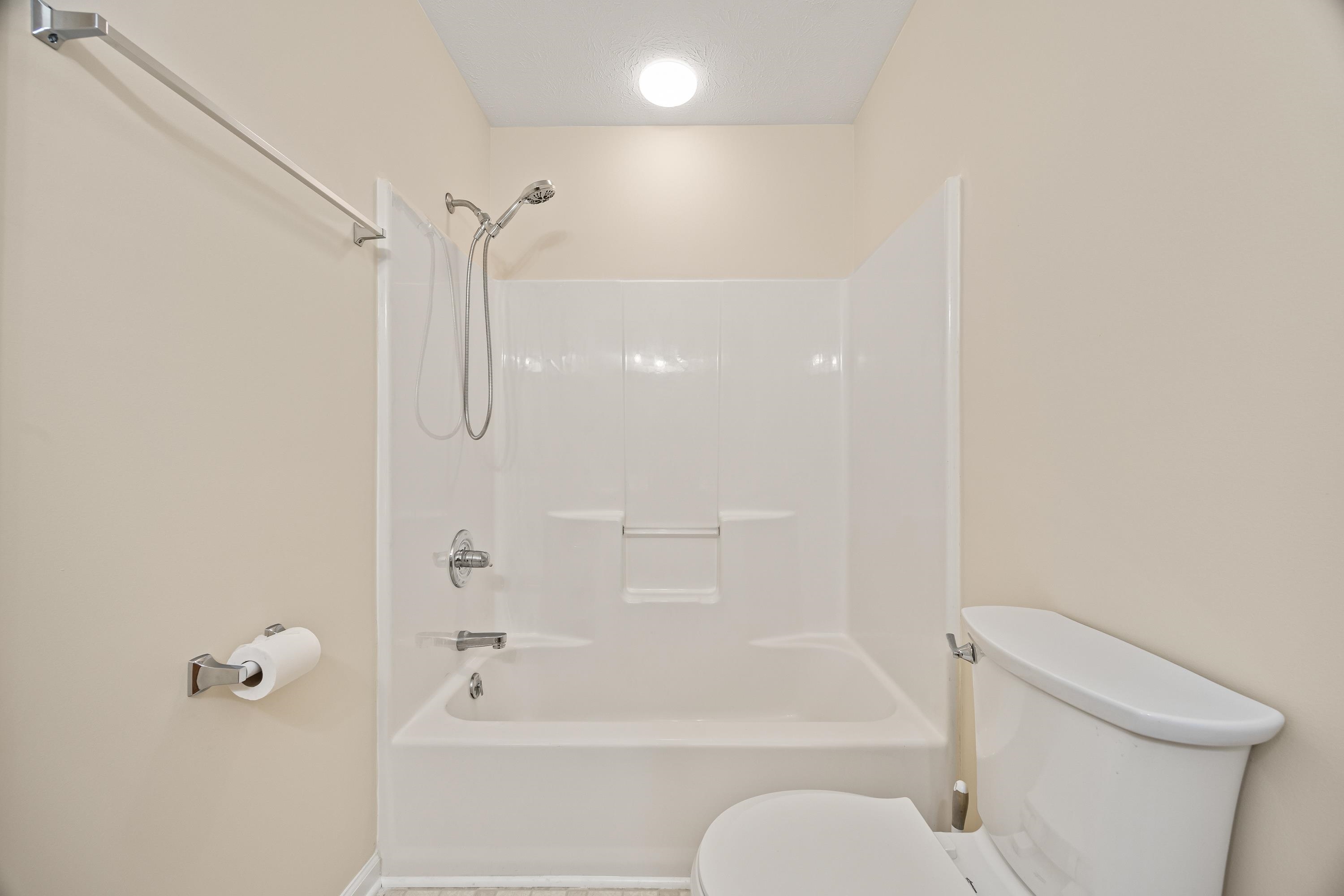412 DIANA CT, ROCKINGHAM, Virginia 22801, 2 Bedrooms Bedrooms, ,2 BathroomsBathrooms,Residential,412 DIANA CT,668106 MLS # 668106
