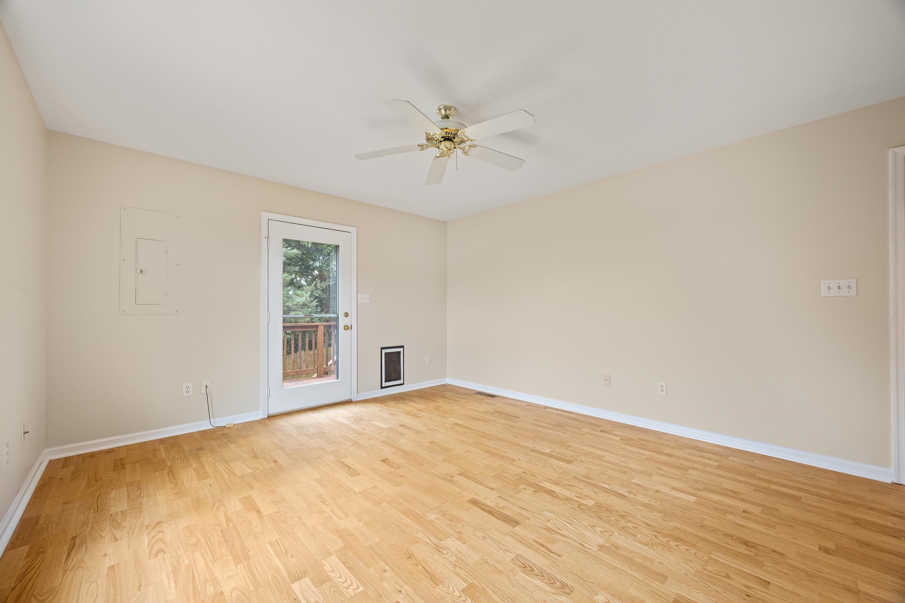 412 DIANA CT, ROCKINGHAM, Virginia 22801, 2 Bedrooms Bedrooms, ,2 BathroomsBathrooms,Residential,412 DIANA CT,668106 MLS # 668106