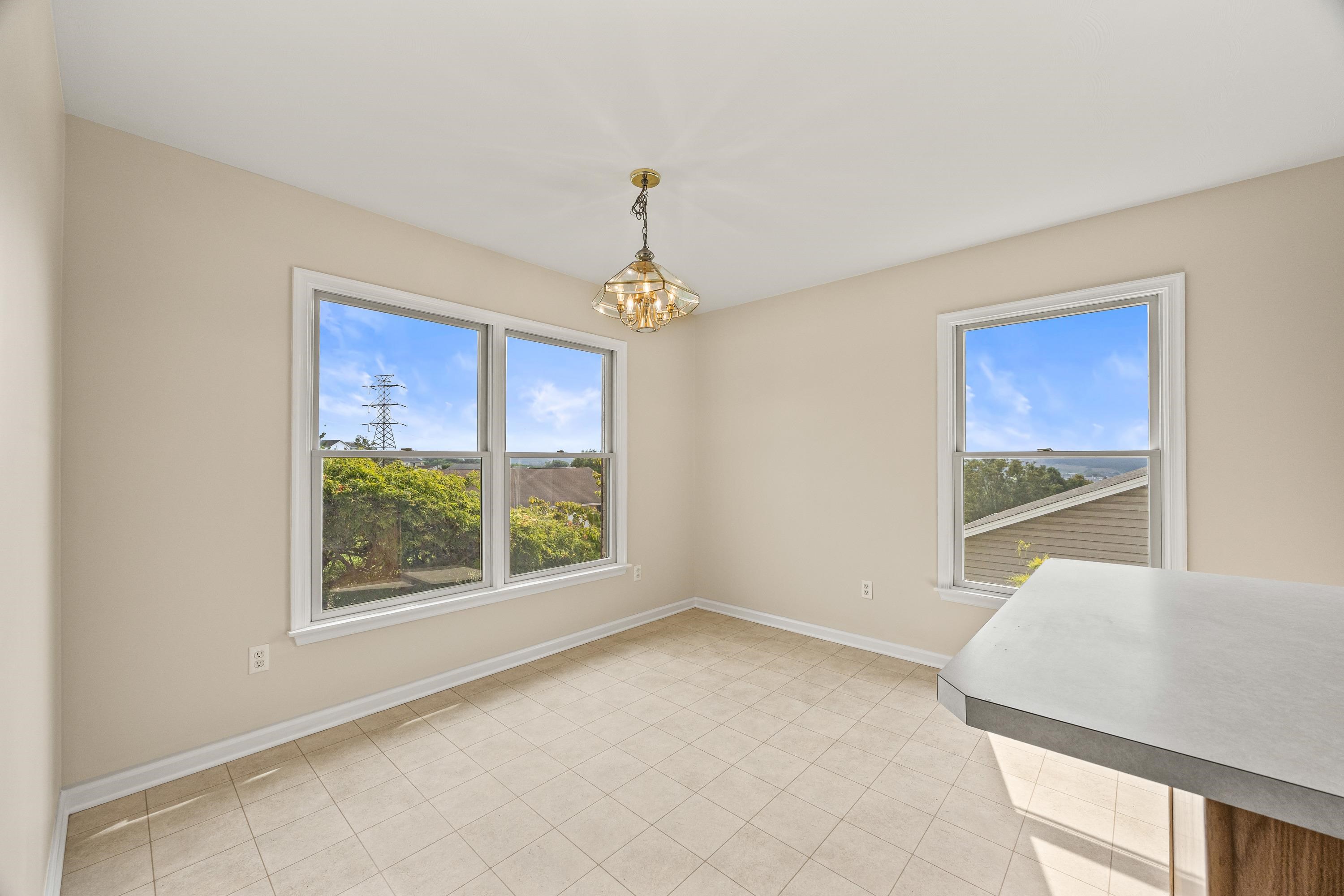 412 DIANA CT, ROCKINGHAM, Virginia 22801, 2 Bedrooms Bedrooms, ,2 BathroomsBathrooms,Residential,412 DIANA CT,668106 MLS # 668106