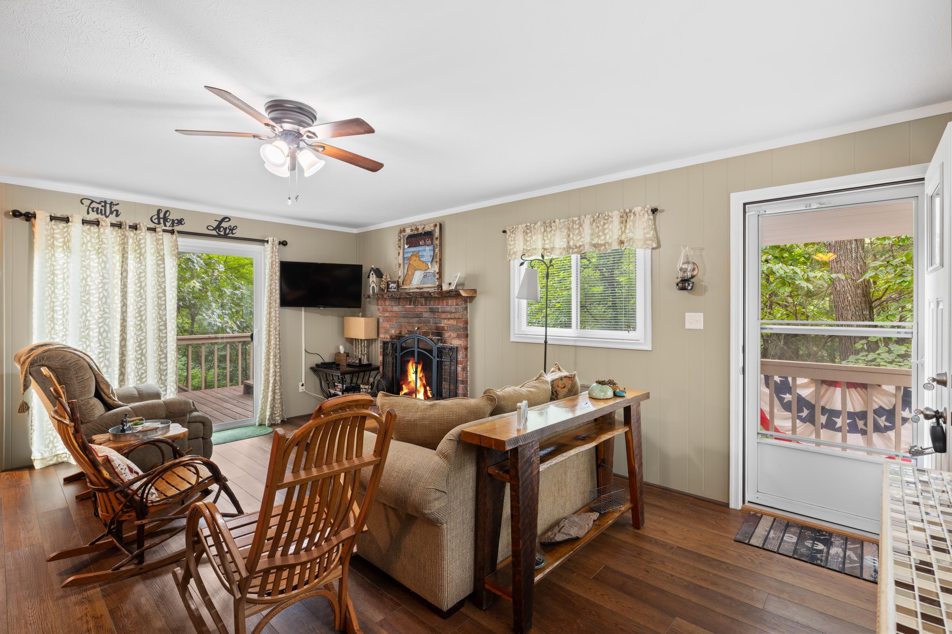 112 JUDD LN, MOUNT JACKSON, Virginia 22842, 2 Bedrooms Bedrooms, ,2 BathroomsBathrooms,Residential,112 JUDD LN,668109 MLS # 668109