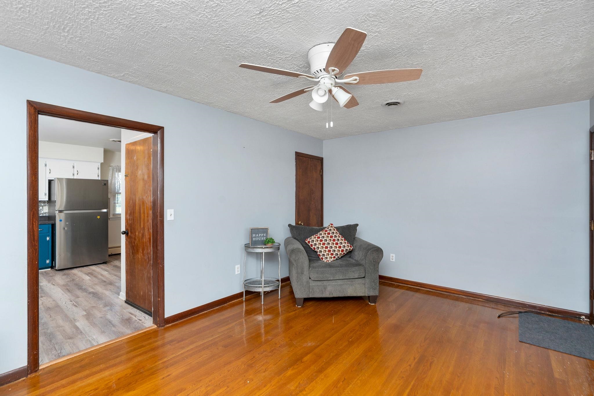87 INDIAN RIDGE RD, GREENVILLE, Virginia 24440, 3 Bedrooms Bedrooms, ,1 BathroomBathrooms,Residential,87 INDIAN RIDGE RD,668110 MLS # 668110
