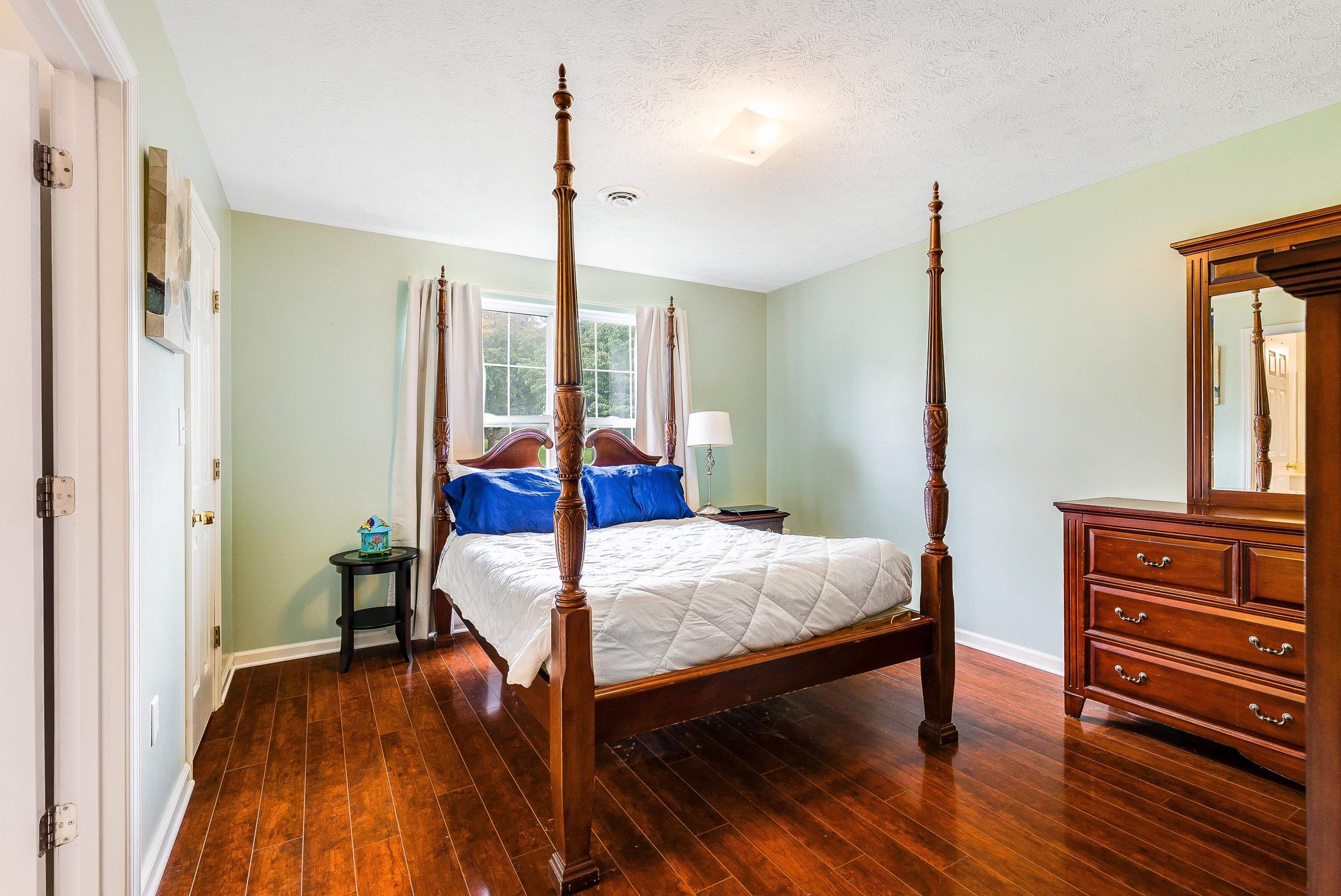 305 LANCELOT LN, STAUNTON, Virginia 24401, 3 Bedrooms Bedrooms, ,2 BathroomsBathrooms,Residential,305 LANCELOT LN,668113 MLS # 668113