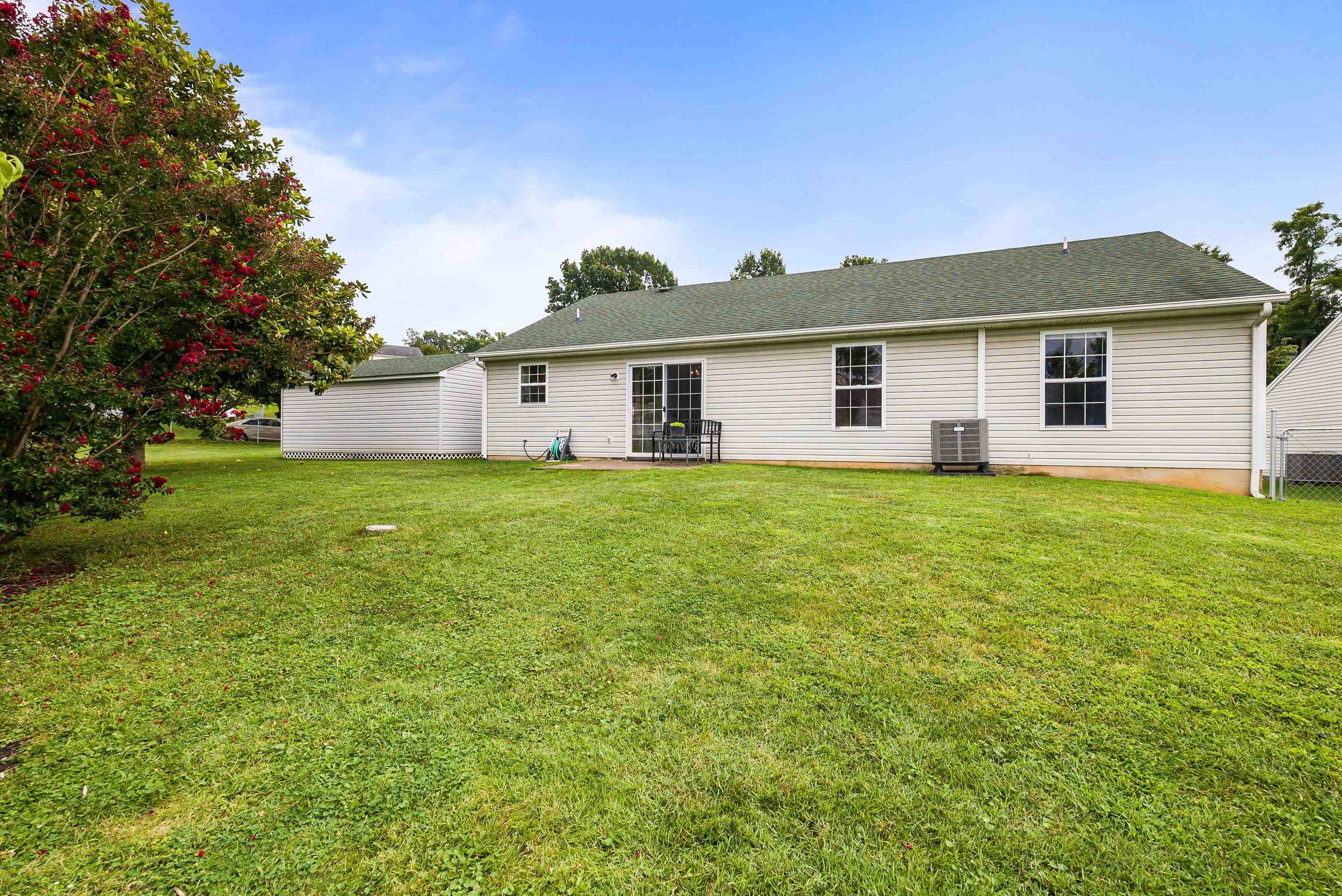 305 LANCELOT LN, STAUNTON, Virginia 24401, 3 Bedrooms Bedrooms, ,2 BathroomsBathrooms,Residential,305 LANCELOT LN,668113 MLS # 668113