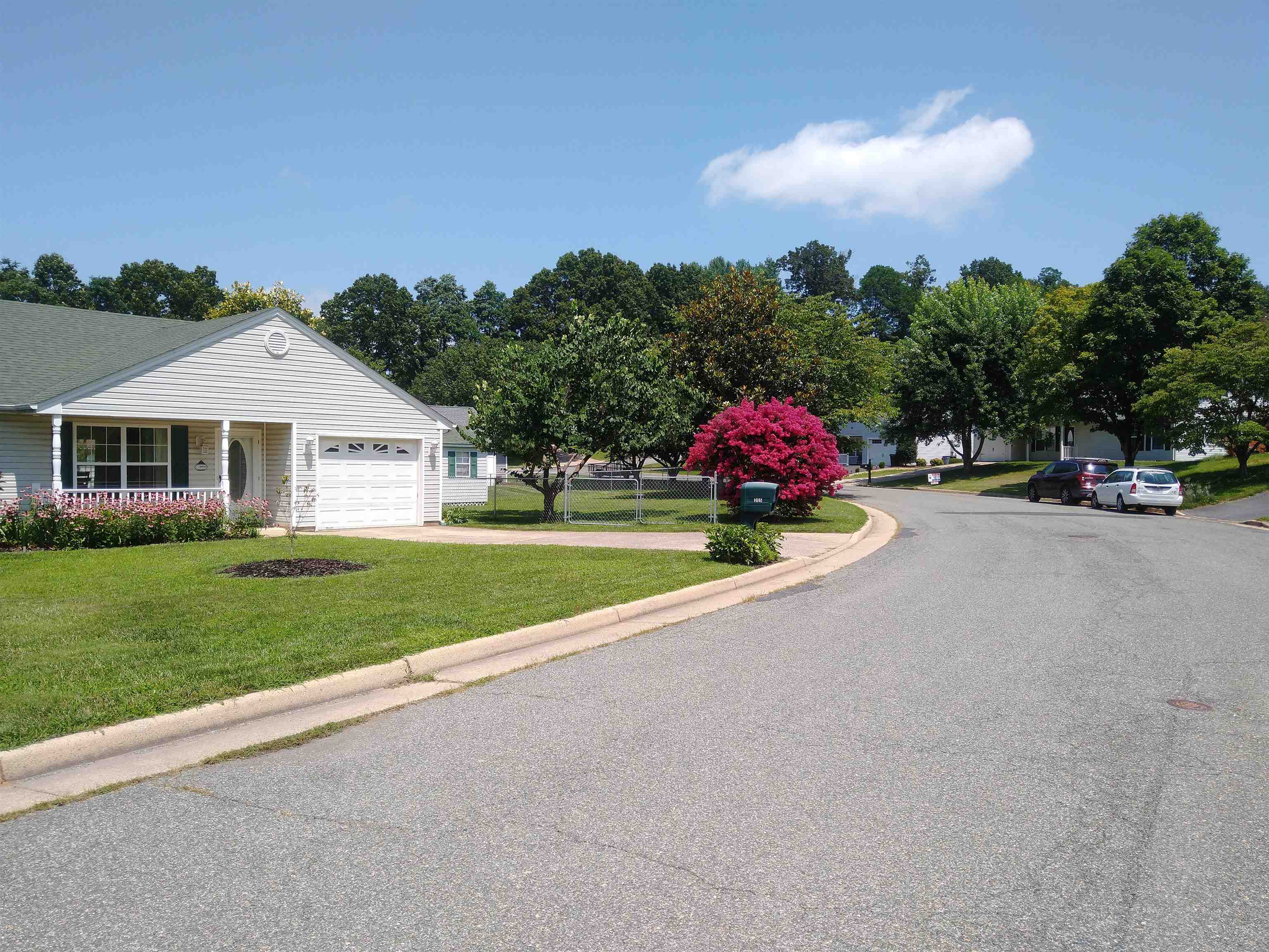 305 LANCELOT LN, STAUNTON, Virginia 24401, 3 Bedrooms Bedrooms, ,2 BathroomsBathrooms,Residential,305 LANCELOT LN,668113 MLS # 668113