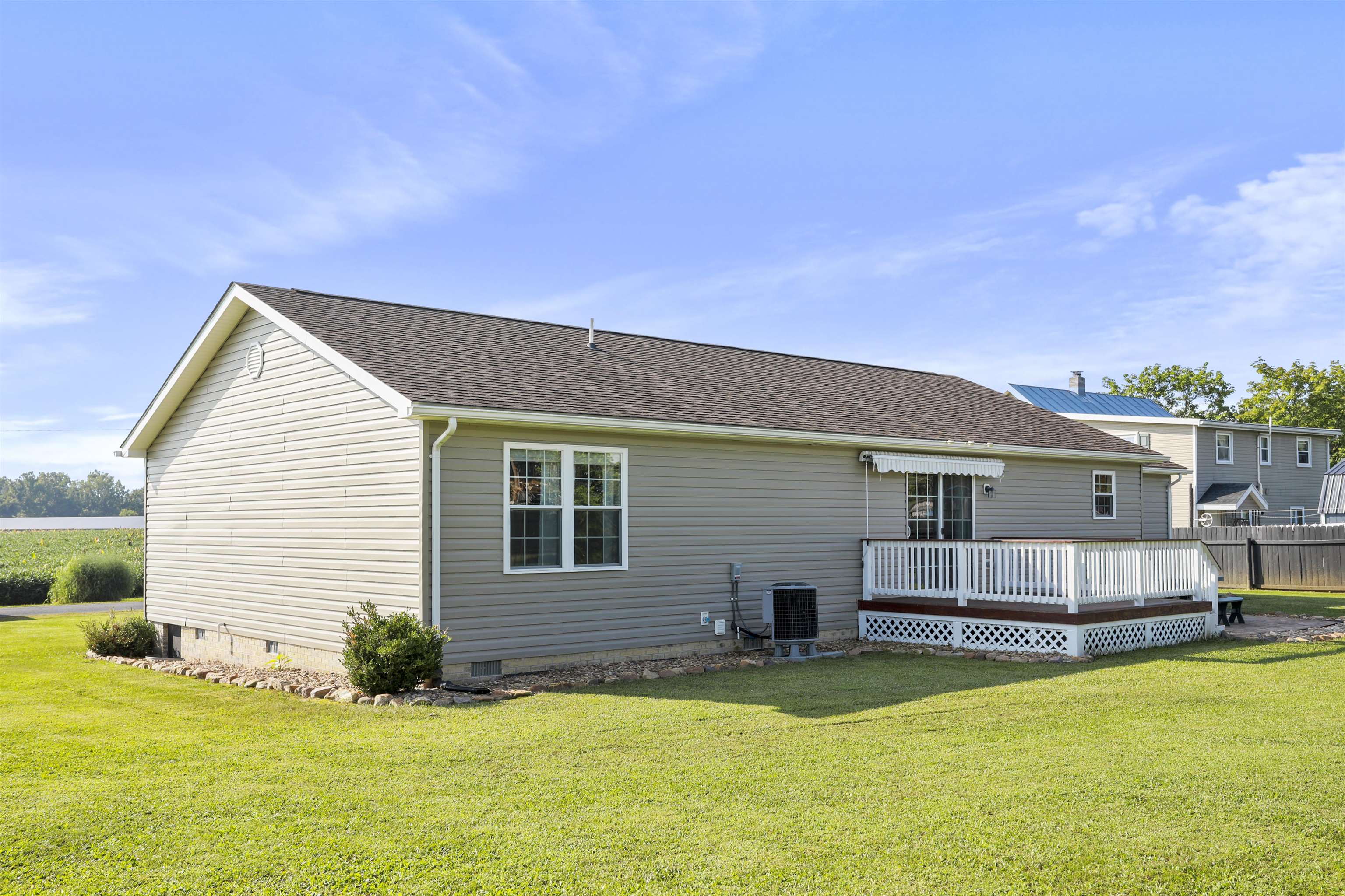 229 FROGTOWN RD, EDINBURG, Virginia 22824, 3 Bedrooms Bedrooms, ,2 BathroomsBathrooms,Residential,229 FROGTOWN RD,668117 MLS # 668117
