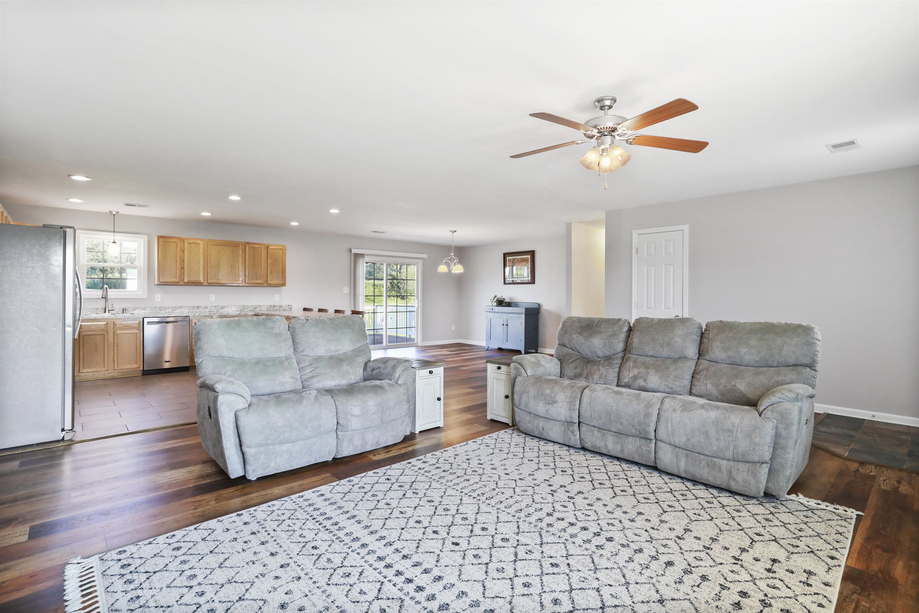 229 FROGTOWN RD, EDINBURG, Virginia 22824, 3 Bedrooms Bedrooms, ,2 BathroomsBathrooms,Residential,229 FROGTOWN RD,668117 MLS # 668117