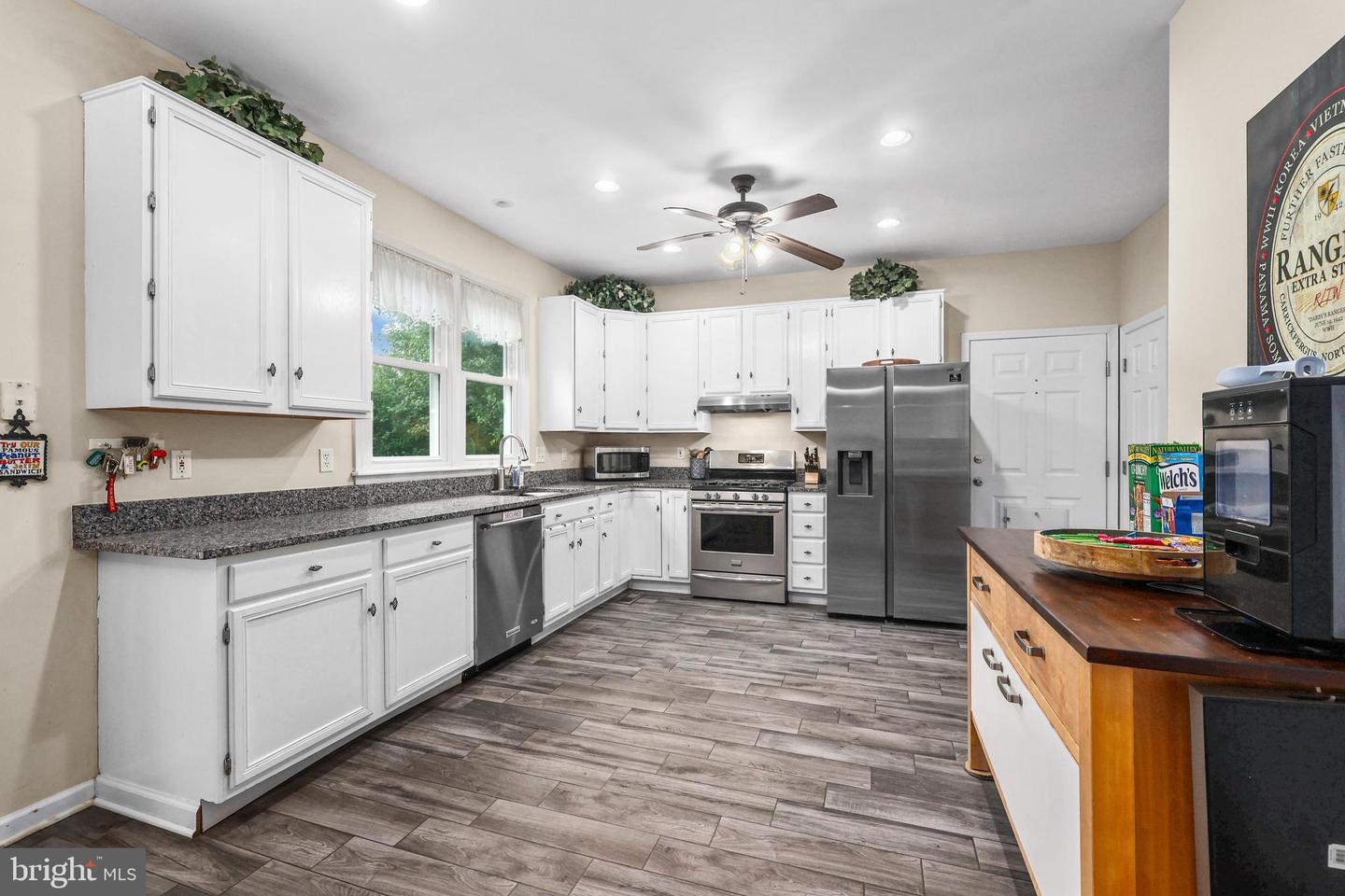 79 MELANIE HOLLOW LN, FREDERICKSBURG, Virginia 22405, 4 Bedrooms Bedrooms, ,3 BathroomsBathrooms,Residential,For sale,79 MELANIE HOLLOW LN,VAST2040508 MLS # VAST2040508