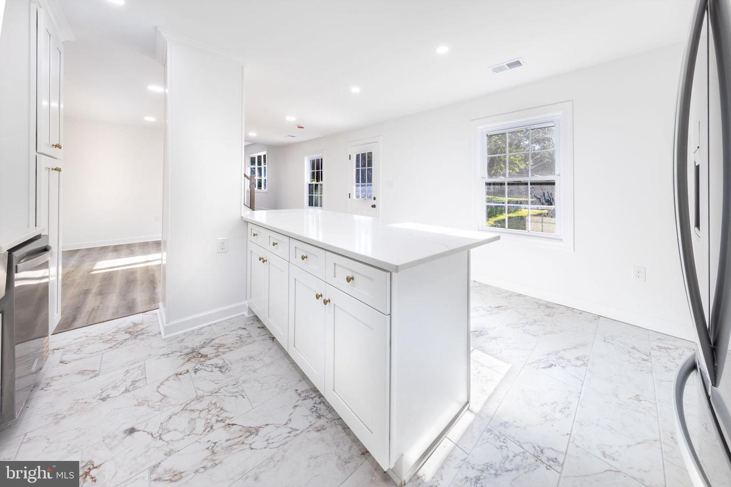 4816 EDWARDS ST, ALEXANDRIA, Virginia 22312, 7 Bedrooms Bedrooms, 11 Rooms Rooms,4 BathroomsBathrooms,Residential,For sale,4816 EDWARDS ST,VAFX2259104 MLS # VAFX2259104