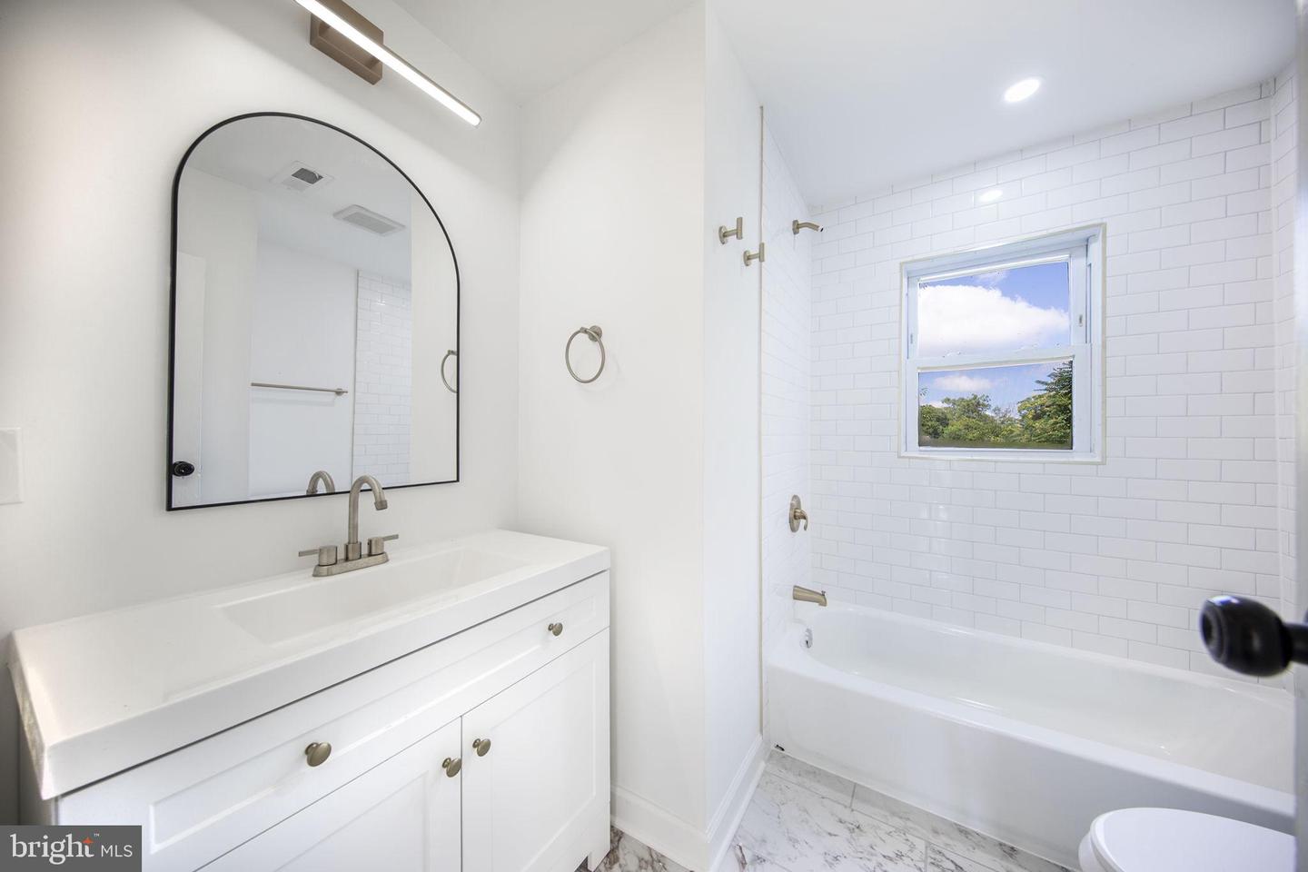 4816 EDWARDS ST, ALEXANDRIA, Virginia 22312, 7 Bedrooms Bedrooms, 11 Rooms Rooms,4 BathroomsBathrooms,Residential,For sale,4816 EDWARDS ST,VAFX2259104 MLS # VAFX2259104