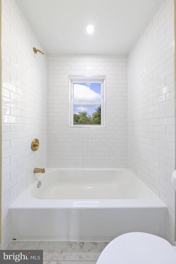 4816 EDWARDS ST, ALEXANDRIA, Virginia 22312, 7 Bedrooms Bedrooms, 11 Rooms Rooms,4 BathroomsBathrooms,Residential,For sale,4816 EDWARDS ST,VAFX2259104 MLS # VAFX2259104