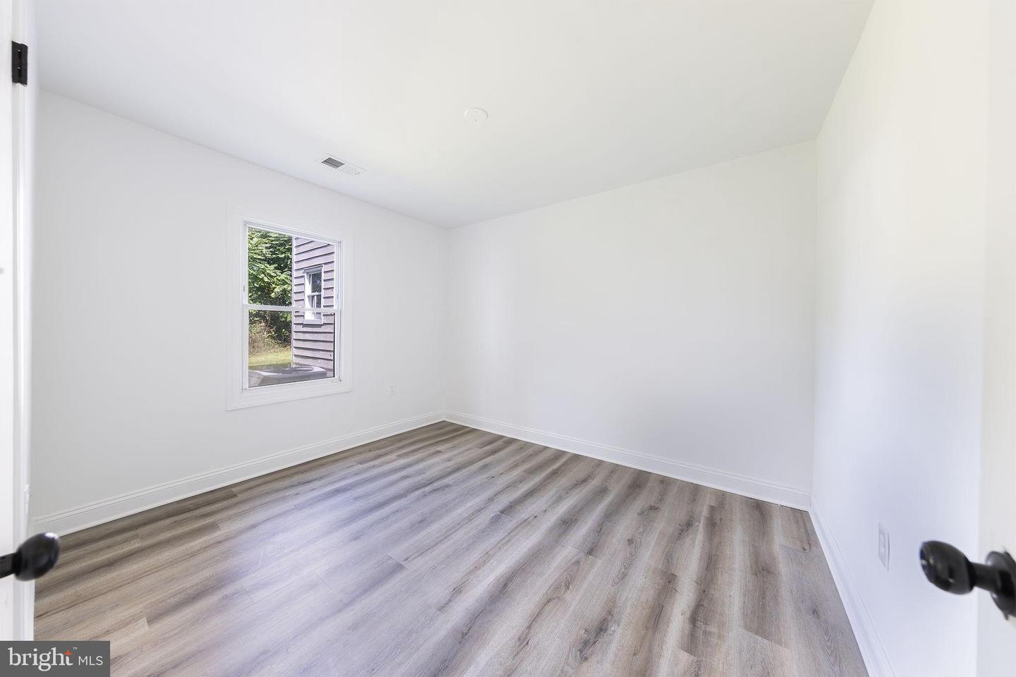 4816 EDWARDS ST, ALEXANDRIA, Virginia 22312, 7 Bedrooms Bedrooms, 11 Rooms Rooms,4 BathroomsBathrooms,Residential,For sale,4816 EDWARDS ST,VAFX2259104 MLS # VAFX2259104