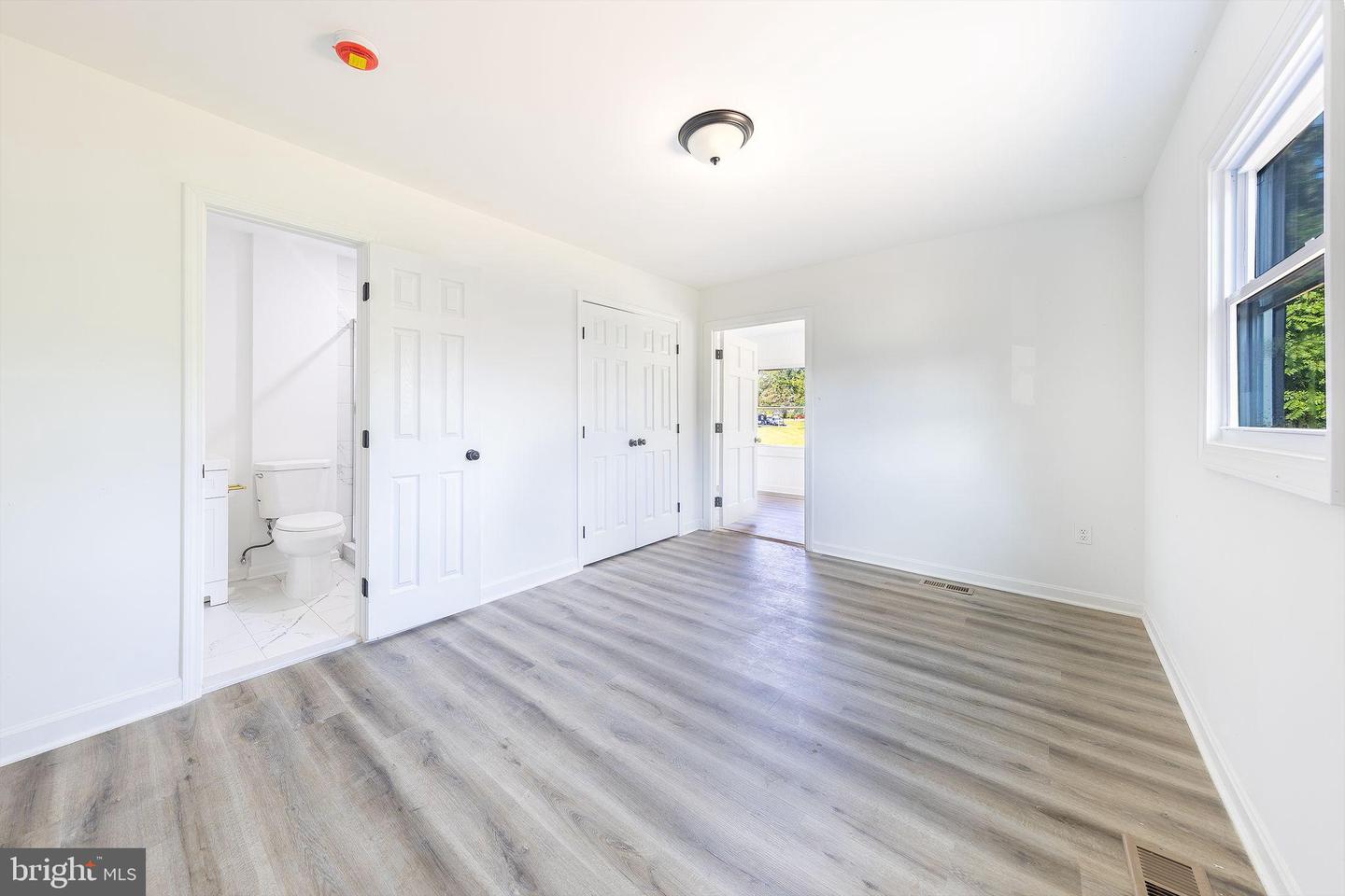4816 EDWARDS ST, ALEXANDRIA, Virginia 22312, 7 Bedrooms Bedrooms, 11 Rooms Rooms,4 BathroomsBathrooms,Residential,For sale,4816 EDWARDS ST,VAFX2259104 MLS # VAFX2259104