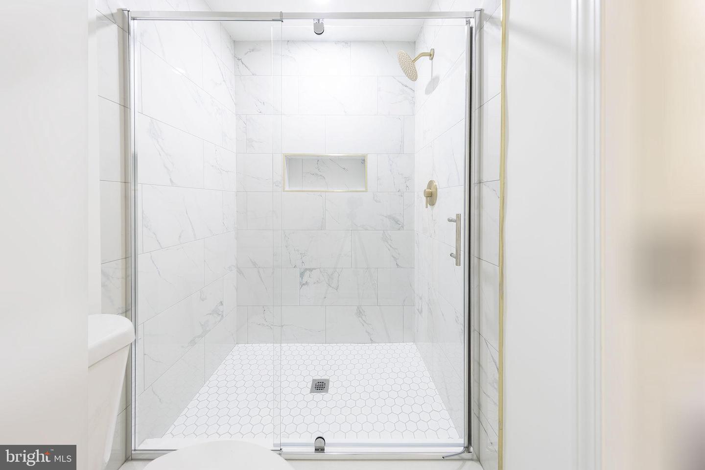 4816 EDWARDS ST, ALEXANDRIA, Virginia 22312, 7 Bedrooms Bedrooms, 11 Rooms Rooms,4 BathroomsBathrooms,Residential,For sale,4816 EDWARDS ST,VAFX2259104 MLS # VAFX2259104