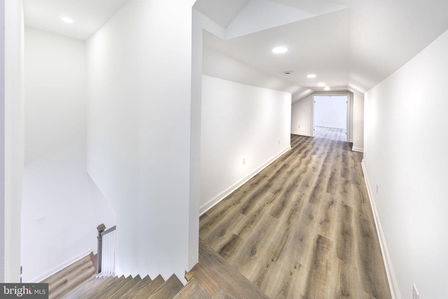 4816 EDWARDS ST, ALEXANDRIA, Virginia 22312, 7 Bedrooms Bedrooms, 11 Rooms Rooms,4 BathroomsBathrooms,Residential,For sale,4816 EDWARDS ST,VAFX2259104 MLS # VAFX2259104