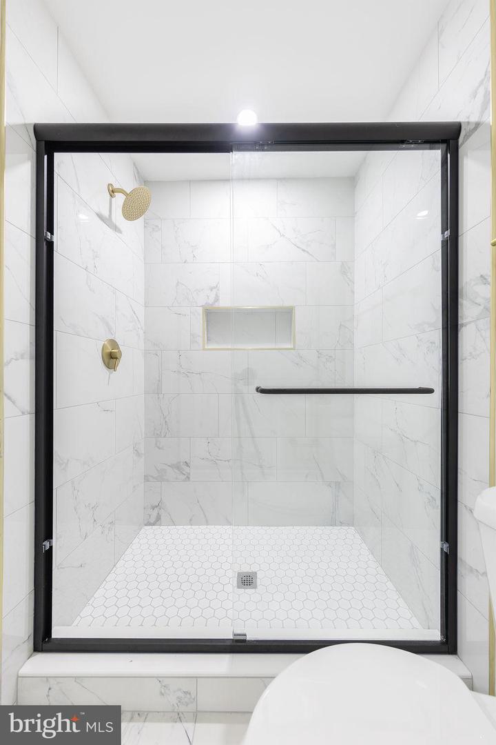 4816 EDWARDS ST, ALEXANDRIA, Virginia 22312, 7 Bedrooms Bedrooms, 11 Rooms Rooms,4 BathroomsBathrooms,Residential,For sale,4816 EDWARDS ST,VAFX2259104 MLS # VAFX2259104