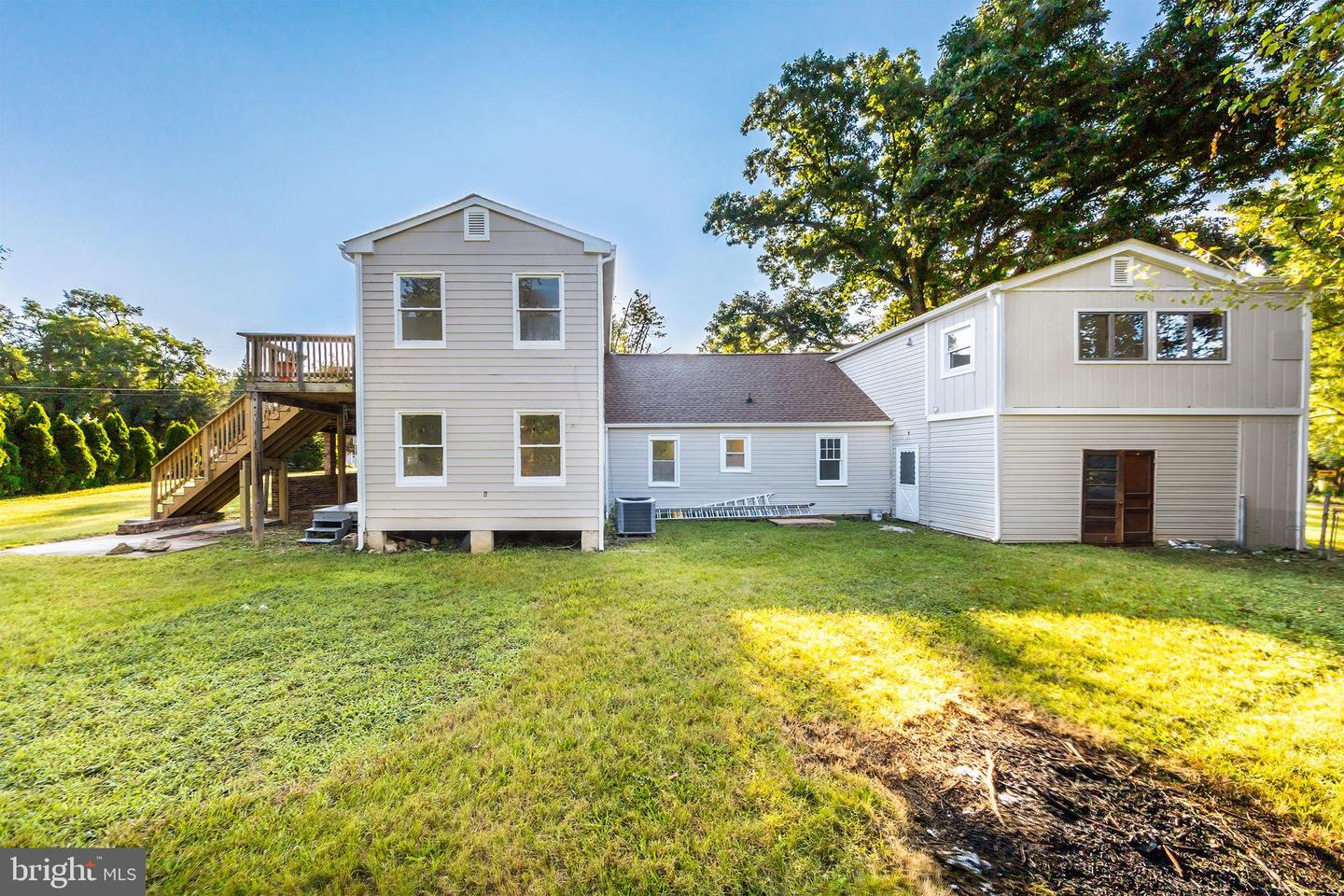 4816 EDWARDS ST, ALEXANDRIA, Virginia 22312, 7 Bedrooms Bedrooms, 11 Rooms Rooms,4 BathroomsBathrooms,Residential,For sale,4816 EDWARDS ST,VAFX2259104 MLS # VAFX2259104