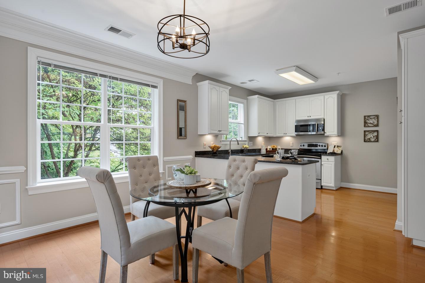 7880 ROLLING WOODS CT #204, SPRINGFIELD, Virginia 22152, 2 Bedrooms Bedrooms, 7 Rooms Rooms,2 BathroomsBathrooms,Residential,For sale,7880 ROLLING WOODS CT #204,VAFX2259570 MLS # VAFX2259570