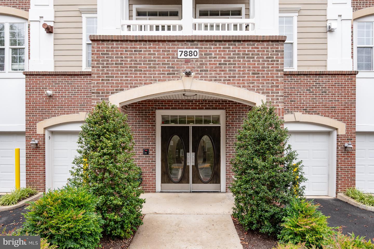 7880 ROLLING WOODS CT #204, SPRINGFIELD, Virginia 22152, 2 Bedrooms Bedrooms, 7 Rooms Rooms,2 BathroomsBathrooms,Residential,For sale,7880 ROLLING WOODS CT #204,VAFX2259570 MLS # VAFX2259570