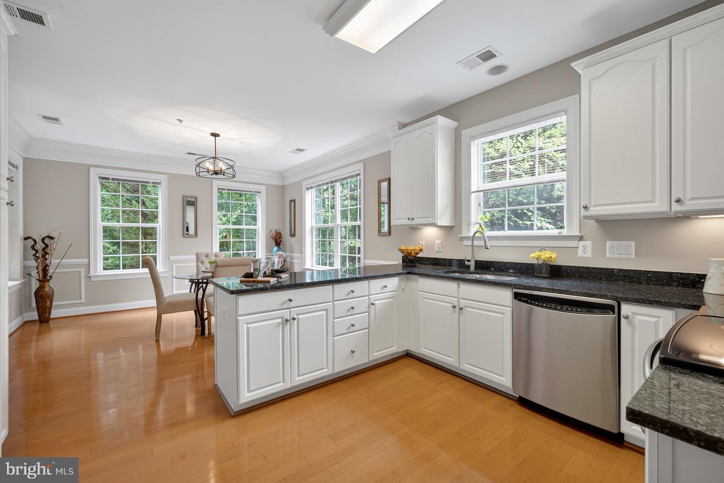 7880 ROLLING WOODS CT #204, SPRINGFIELD, Virginia 22152, 2 Bedrooms Bedrooms, 7 Rooms Rooms,2 BathroomsBathrooms,Residential,For sale,7880 ROLLING WOODS CT #204,VAFX2259570 MLS # VAFX2259570