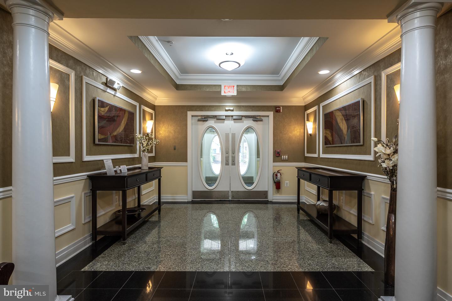 7880 ROLLING WOODS CT #204, SPRINGFIELD, Virginia 22152, 2 Bedrooms Bedrooms, 7 Rooms Rooms,2 BathroomsBathrooms,Residential,For sale,7880 ROLLING WOODS CT #204,VAFX2259570 MLS # VAFX2259570