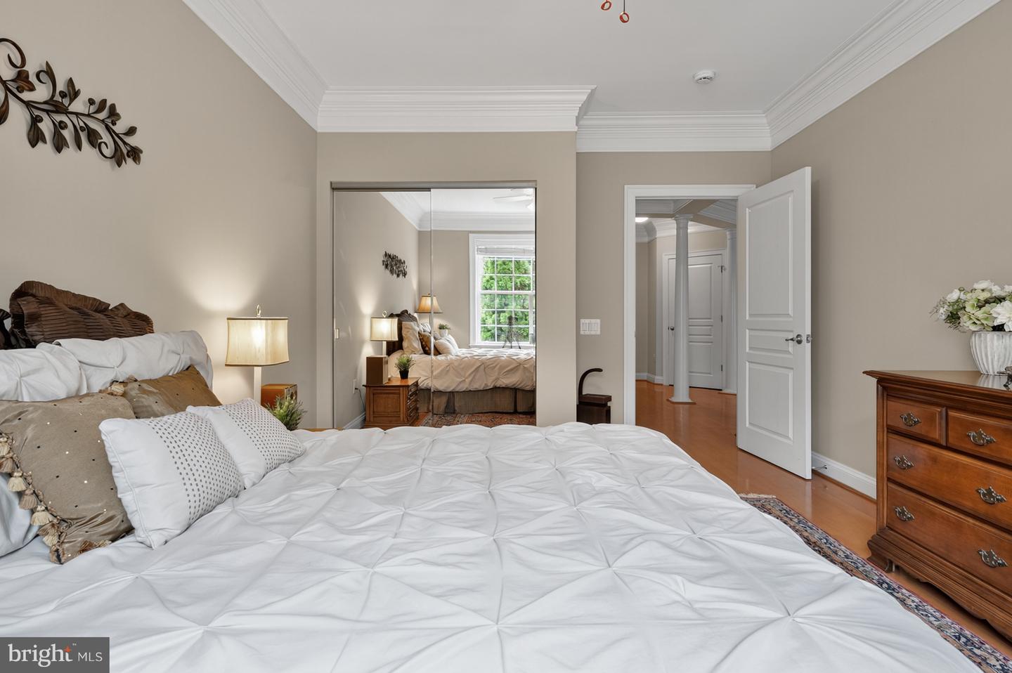 7880 ROLLING WOODS CT #204, SPRINGFIELD, Virginia 22152, 2 Bedrooms Bedrooms, 7 Rooms Rooms,2 BathroomsBathrooms,Residential,For sale,7880 ROLLING WOODS CT #204,VAFX2259570 MLS # VAFX2259570