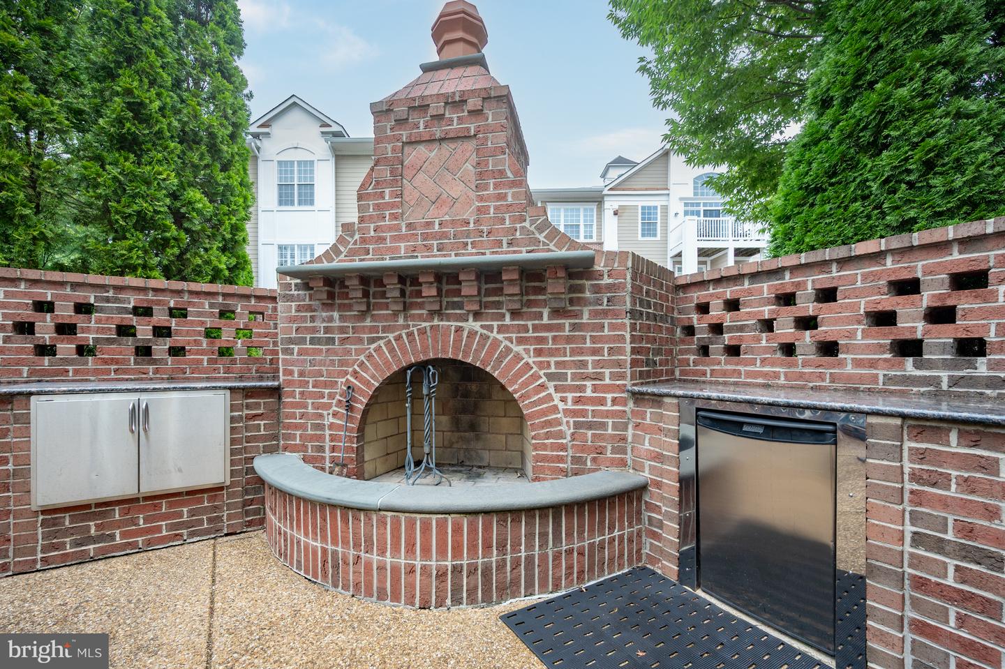 7880 ROLLING WOODS CT #204, SPRINGFIELD, Virginia 22152, 2 Bedrooms Bedrooms, 7 Rooms Rooms,2 BathroomsBathrooms,Residential,For sale,7880 ROLLING WOODS CT #204,VAFX2259570 MLS # VAFX2259570