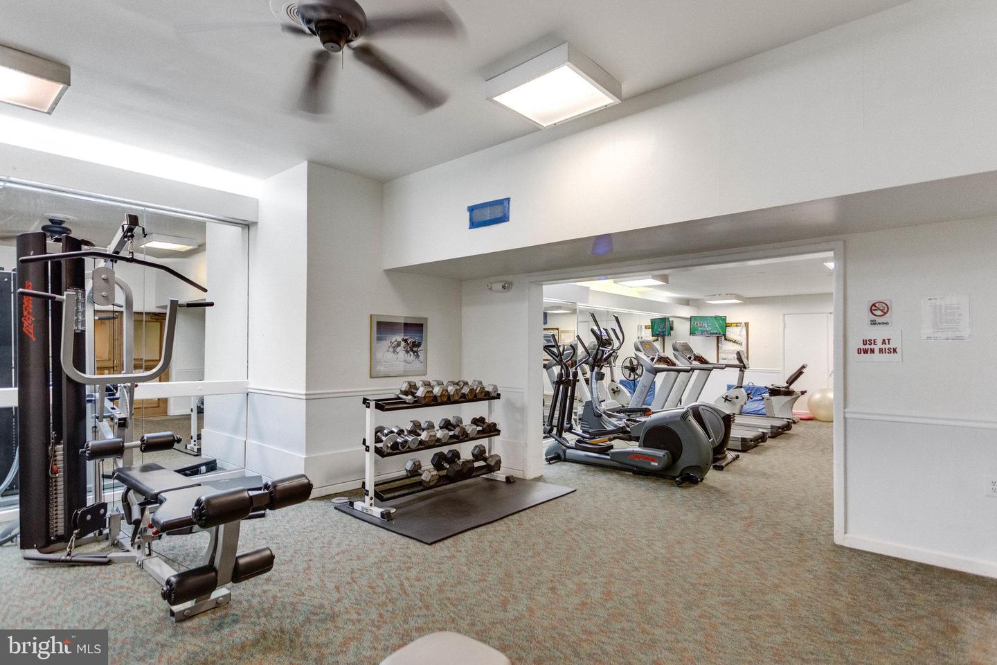 5340 HOLMES RUN PKWY #1003, ALEXANDRIA, Virginia 22304, 1 Bedroom Bedrooms, ,1 BathroomBathrooms,Residential,For sale,5340 HOLMES RUN PKWY #1003,VAAX2048260 MLS # VAAX2048260
