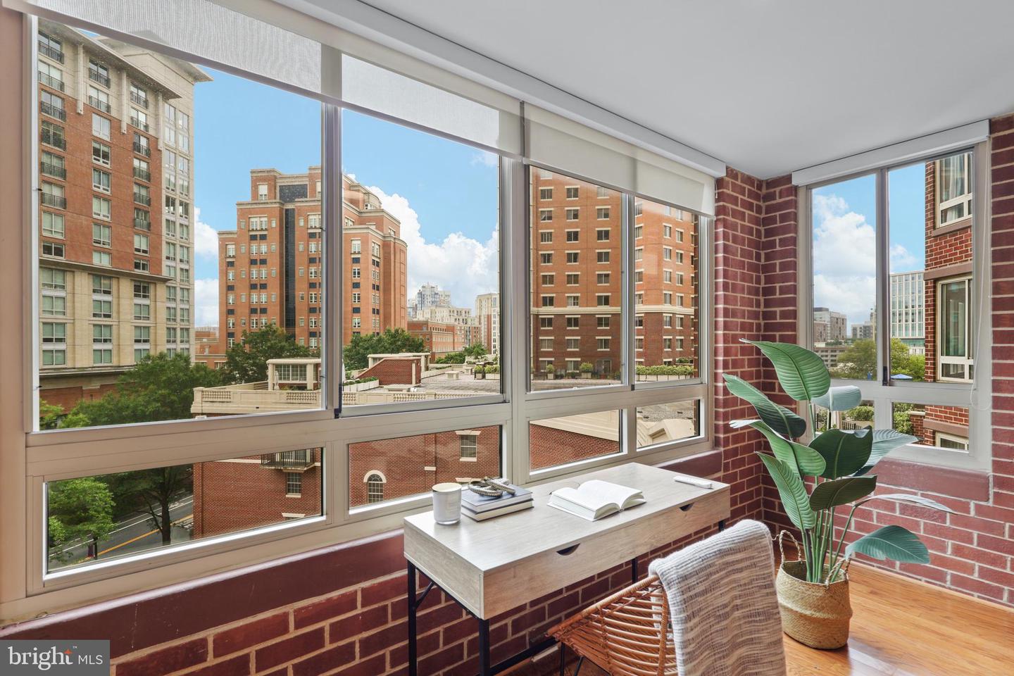 2121 JAMIESON AVE #607, ALEXANDRIA, Virginia 22314, 2 Bedrooms Bedrooms, ,2 BathroomsBathrooms,Residential,For sale,2121 JAMIESON AVE #607,VAAX2048374 MLS # VAAX2048374