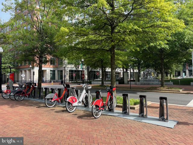 2121 JAMIESON AVE #607, ALEXANDRIA, Virginia 22314, 2 Bedrooms Bedrooms, ,2 BathroomsBathrooms,Residential,For sale,2121 JAMIESON AVE #607,VAAX2048374 MLS # VAAX2048374