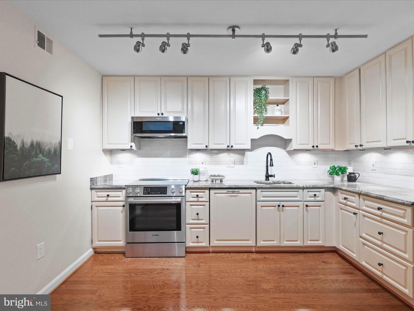 2121 JAMIESON AVE #607, ALEXANDRIA, Virginia 22314, 2 Bedrooms Bedrooms, ,2 BathroomsBathrooms,Residential,For sale,2121 JAMIESON AVE #607,VAAX2048374 MLS # VAAX2048374