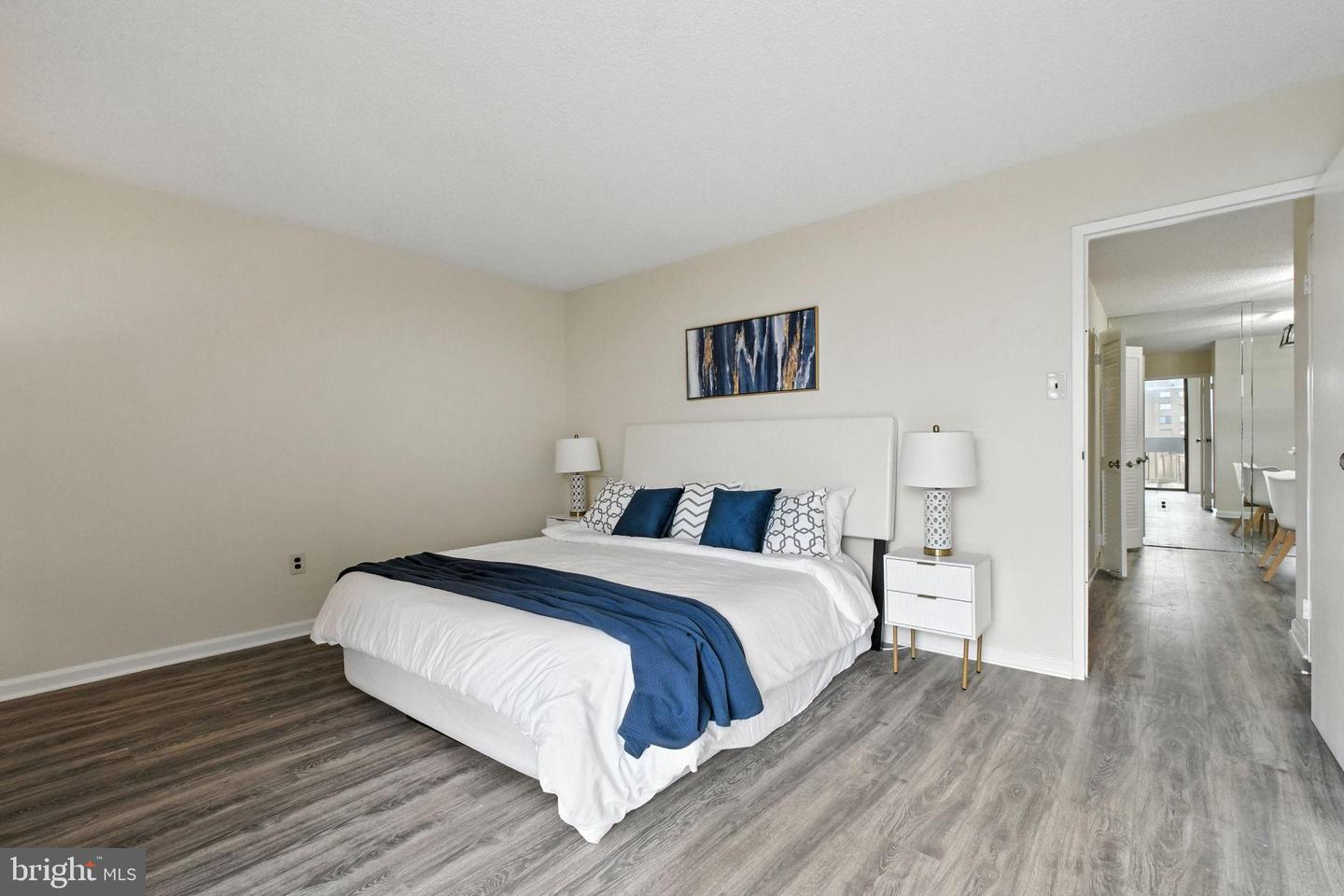 5300 HOLMES RUN PKWY #1210, ALEXANDRIA, Virginia 22304, 1 Bedroom Bedrooms, 2 Rooms Rooms,1 BathroomBathrooms,Residential,For sale,5300 HOLMES RUN PKWY #1210,VAAX2048396 MLS # VAAX2048396