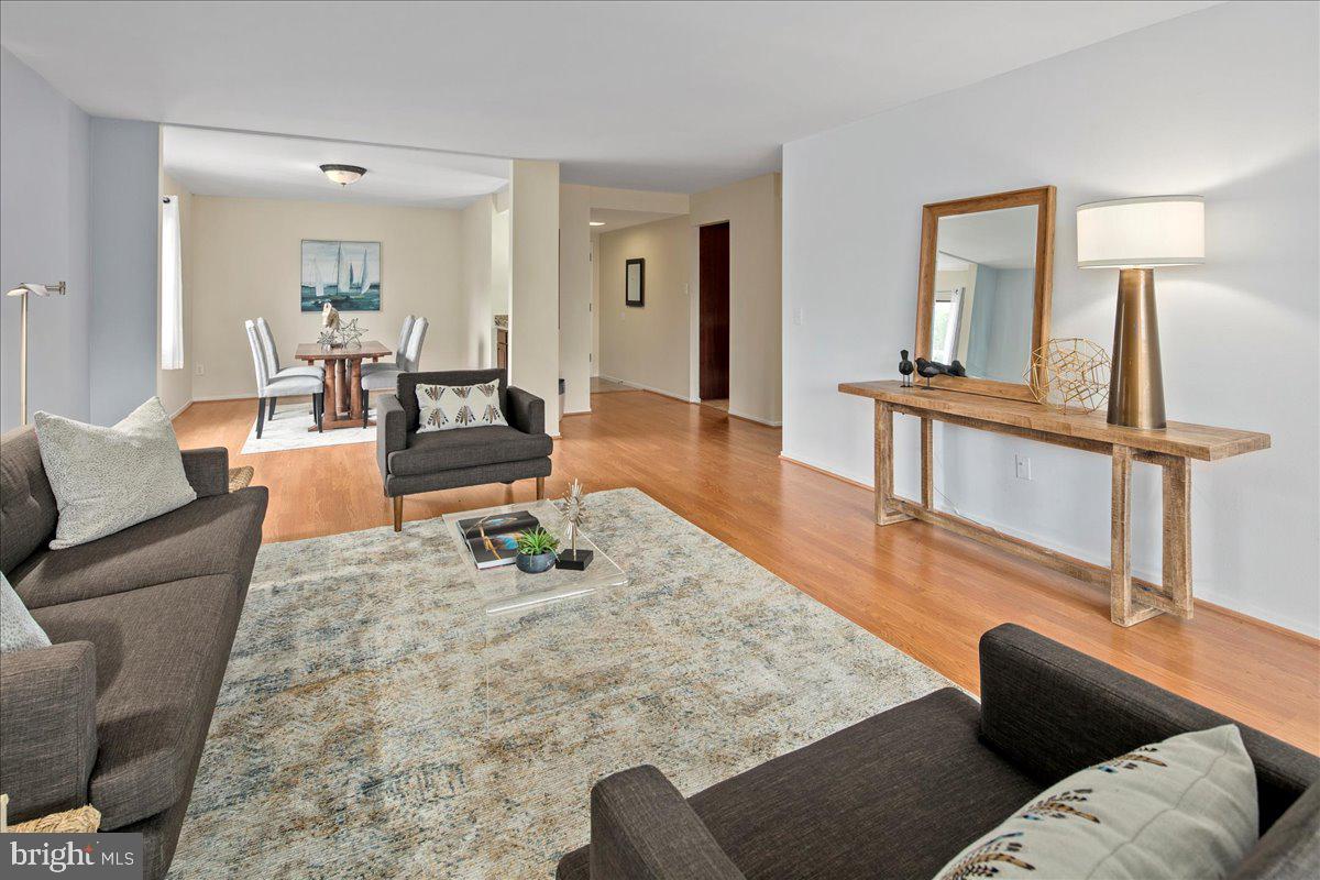 6101 EDSALL RD #702, ALEXANDRIA, Virginia 22304, 2 Bedrooms Bedrooms, 4 Rooms Rooms,2 BathroomsBathrooms,Residential,For sale,6101 EDSALL RD #702,VAAX2048478 MLS # VAAX2048478