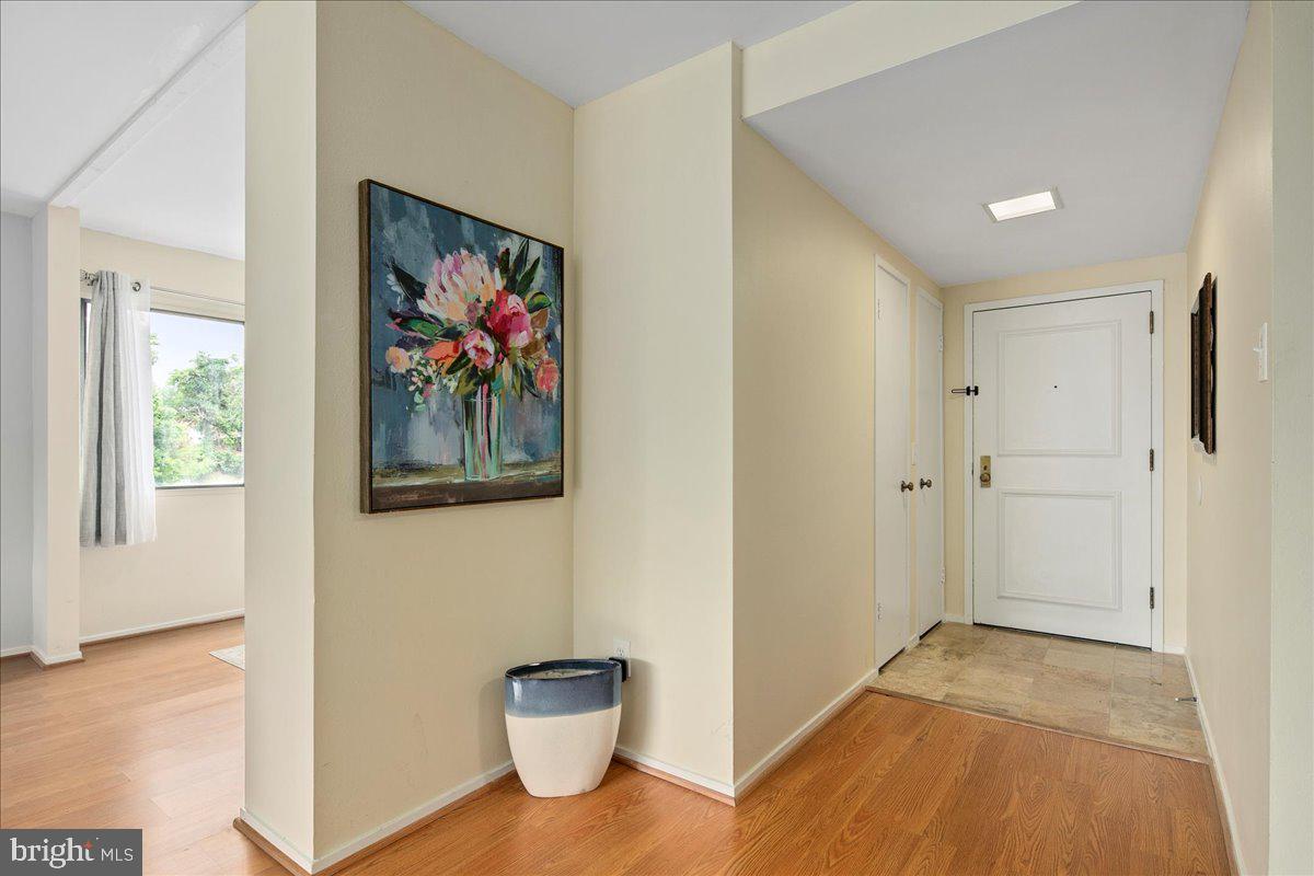 6101 EDSALL RD #702, ALEXANDRIA, Virginia 22304, 2 Bedrooms Bedrooms, 4 Rooms Rooms,2 BathroomsBathrooms,Residential,For sale,6101 EDSALL RD #702,VAAX2048478 MLS # VAAX2048478