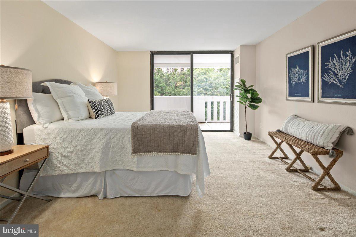 6101 EDSALL RD #702, ALEXANDRIA, Virginia 22304, 2 Bedrooms Bedrooms, 4 Rooms Rooms,2 BathroomsBathrooms,Residential,For sale,6101 EDSALL RD #702,VAAX2048478 MLS # VAAX2048478