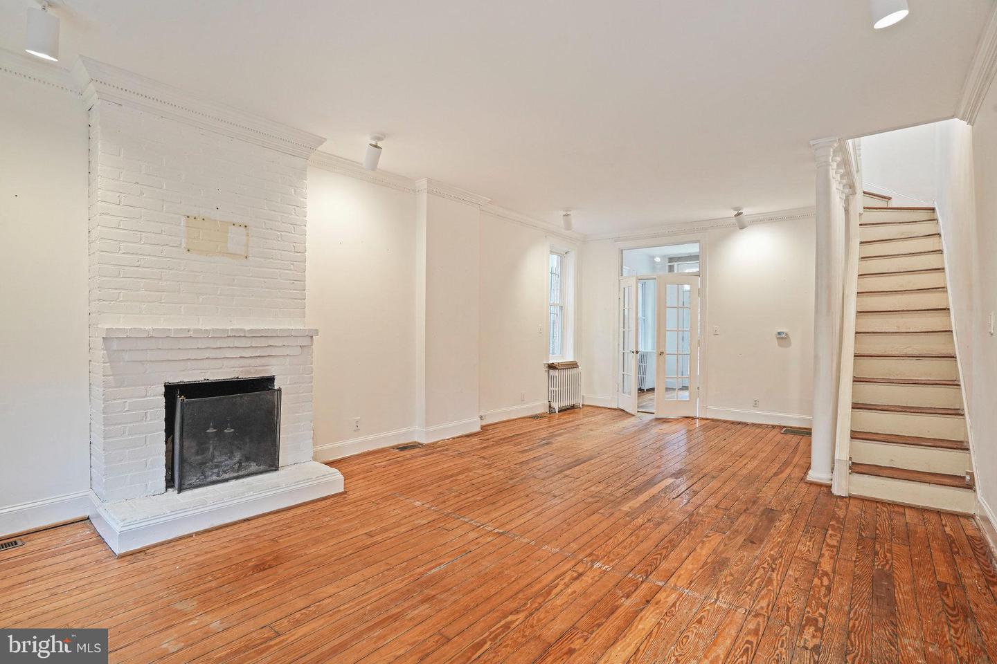 1511 CAROLINE ST NW, WASHINGTON, District Of Columbia 20009, 2 Bedrooms Bedrooms, ,1 BathroomBathrooms,Residential,For sale,1511 CAROLINE ST NW,DCDC2214978 MLS # DCDC2214978