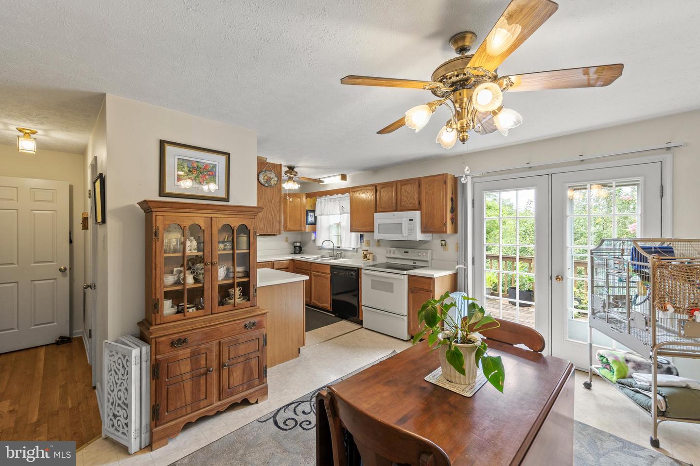 611 TUDOR DR, WINCHESTER, Virginia 22603, 3 Bedrooms Bedrooms, ,2 BathroomsBathrooms,Residential,For sale,611 TUDOR DR,VAFV2036104 MLS # VAFV2036104