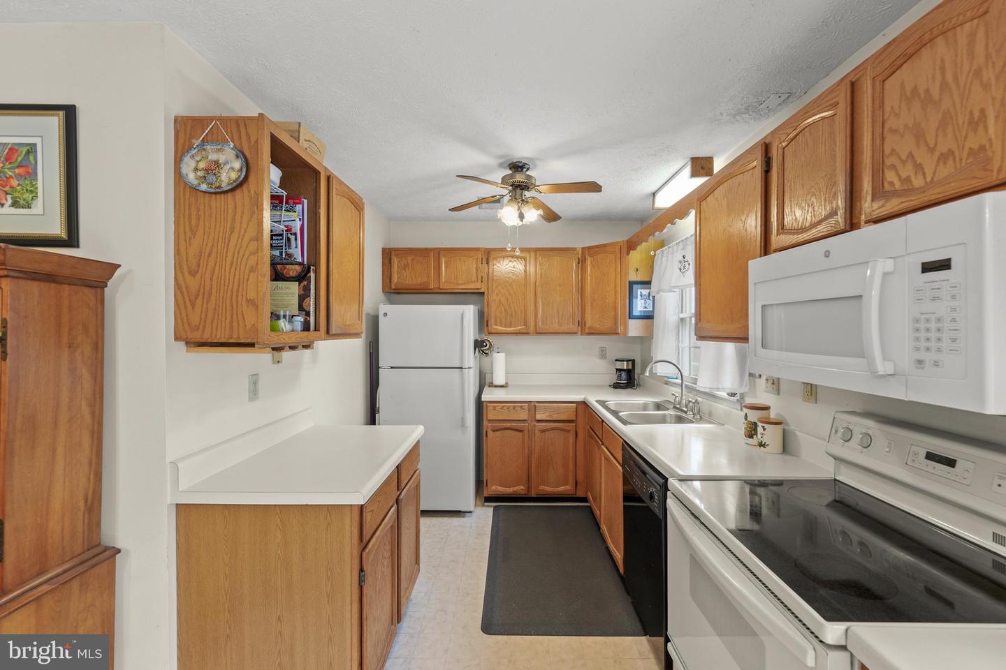611 TUDOR DR, WINCHESTER, Virginia 22603, 3 Bedrooms Bedrooms, ,2 BathroomsBathrooms,Residential,For sale,611 TUDOR DR,VAFV2036104 MLS # VAFV2036104