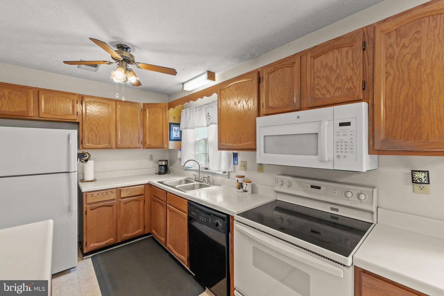611 TUDOR DR, WINCHESTER, Virginia 22603, 3 Bedrooms Bedrooms, ,2 BathroomsBathrooms,Residential,For sale,611 TUDOR DR,VAFV2036104 MLS # VAFV2036104