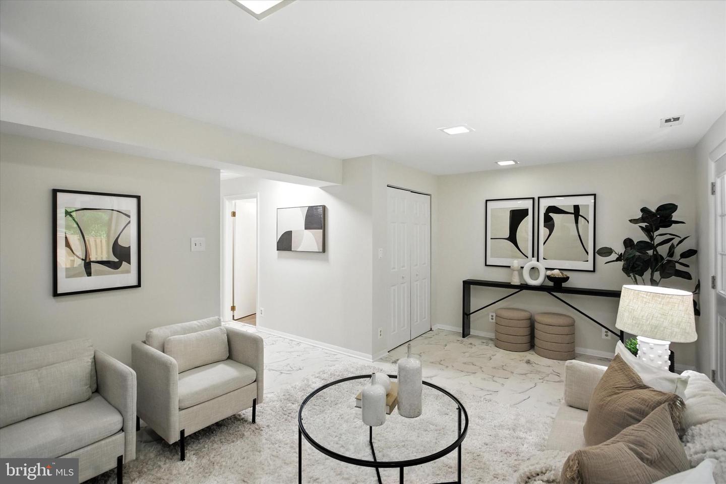 8025 ORANGE PLANK RD, SPRINGFIELD, Virginia 22153, 3 Bedrooms Bedrooms, ,3 BathroomsBathrooms,Residential,For sale,8025 ORANGE PLANK RD,VAFX2261426 MLS # VAFX2261426