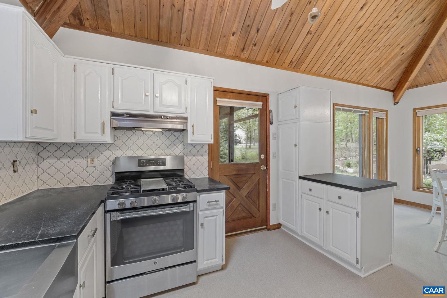 13 AXLE TREE RD, PALMYRA, Virginia 22963, 3 Bedrooms Bedrooms, ,3 BathroomsBathrooms,Residential,For sale,13 AXLE TREE RD,668012 MLS # 668012