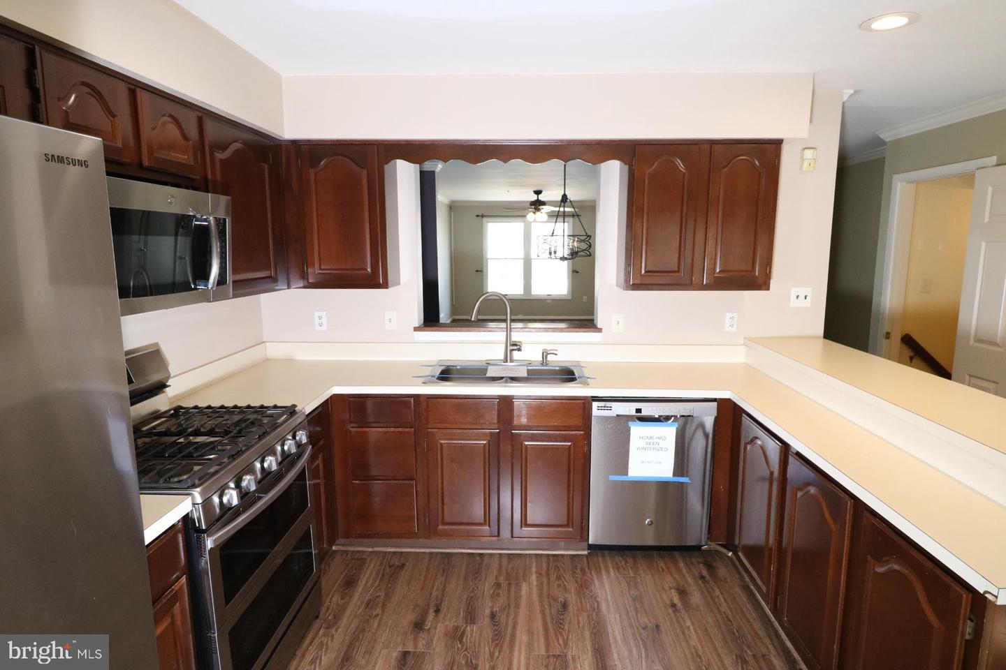 7854 BLUE GRAY CIR, MANASSAS, Virginia 20109, 3 Bedrooms Bedrooms, ,2 BathroomsBathrooms,Residential,For sale,7854 BLUE GRAY CIR,VAPW2101914 MLS # VAPW2101914