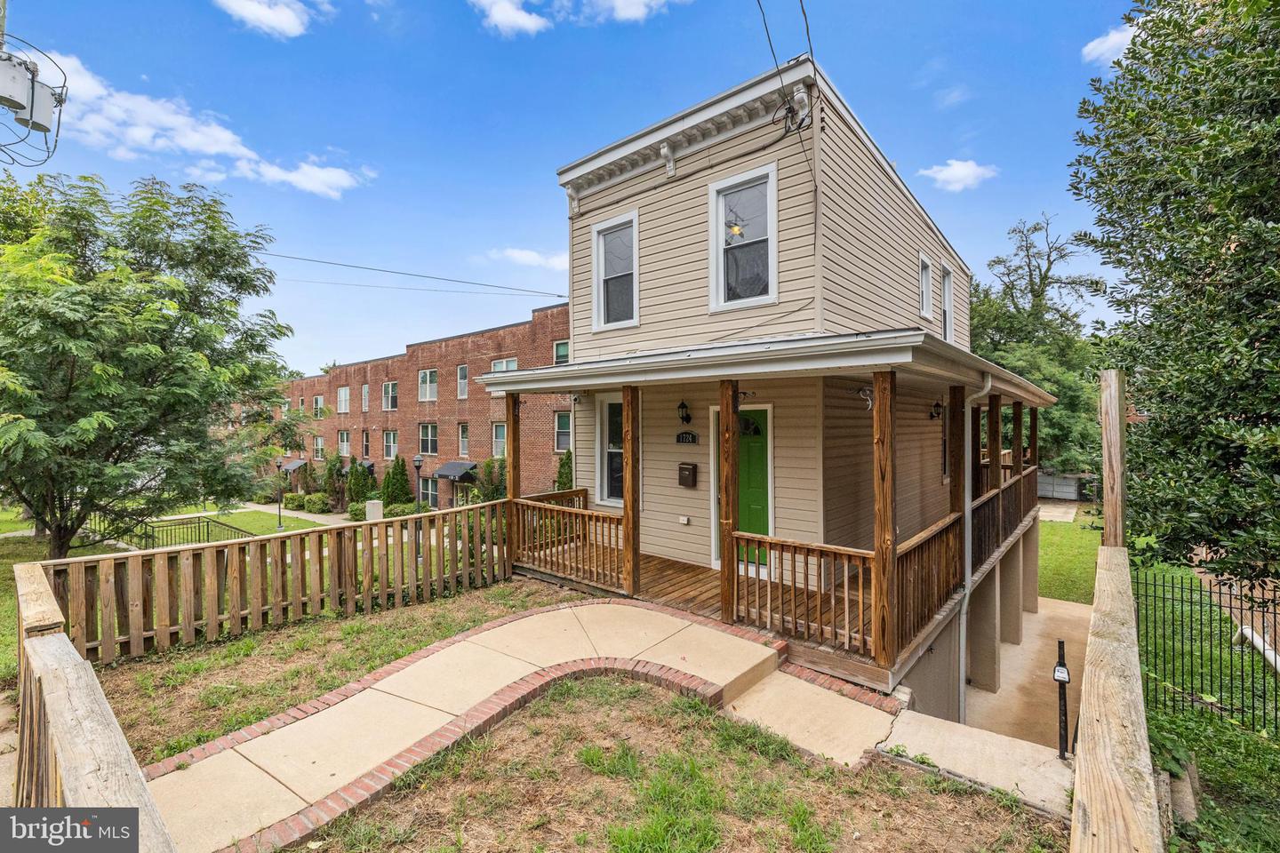 1724 W ST SE, WASHINGTON, District Of Columbia 20020, 4 Bedrooms Bedrooms, ,2 BathroomsBathrooms,Residential,For sale,1724 W ST SE,DCDC2215984 MLS # DCDC2215984