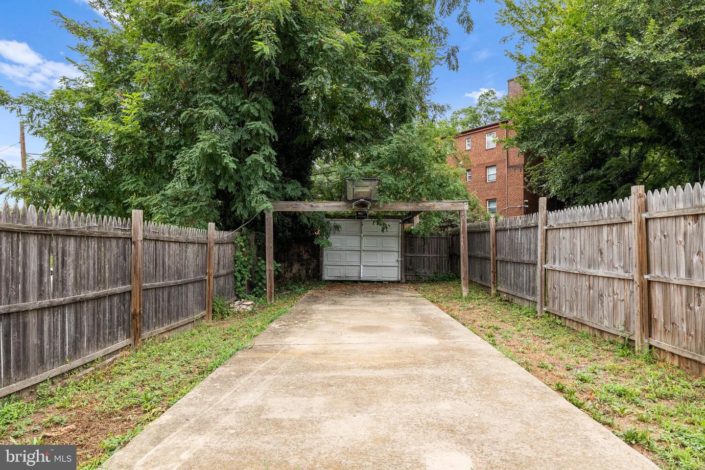 1724 W ST SE, WASHINGTON, District Of Columbia 20020, 4 Bedrooms Bedrooms, ,2 BathroomsBathrooms,Residential,For sale,1724 W ST SE,DCDC2215984 MLS # DCDC2215984