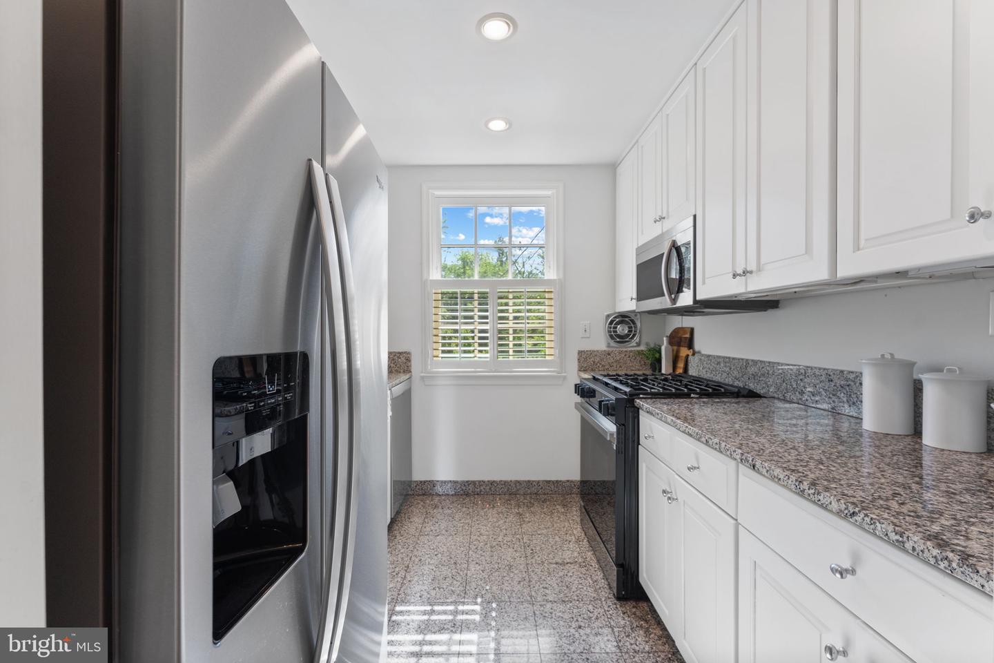 911 S LEE ST, ALEXANDRIA, Virginia 22314, 4 Bedrooms Bedrooms, ,3 BathroomsBathrooms,Residential,For sale,911 S LEE ST,VAAX2048780 MLS # VAAX2048780