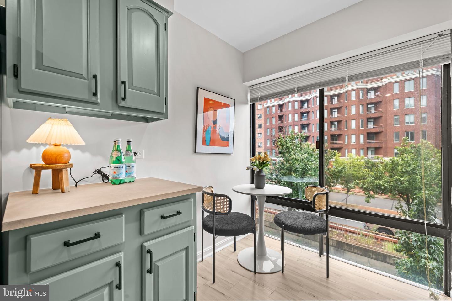 1001 26TH ST NW #308, WASHINGTON, District Of Columbia 20037, 2 Bedrooms Bedrooms, ,2 BathroomsBathrooms,Residential,For sale,1001 26TH ST NW #308,DCDC2216196 MLS # DCDC2216196