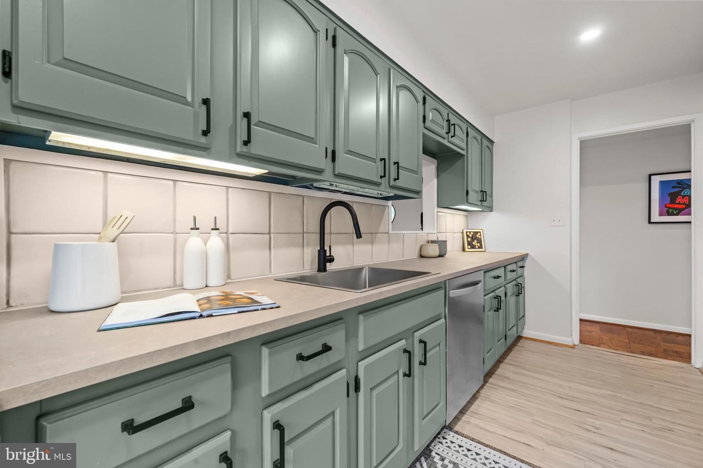 1001 26TH ST NW #308, WASHINGTON, District Of Columbia 20037, 2 Bedrooms Bedrooms, ,2 BathroomsBathrooms,Residential,For sale,1001 26TH ST NW #308,DCDC2216196 MLS # DCDC2216196